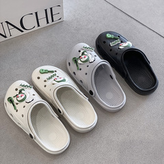 New Couple Holes Shoes Wholesale Cartoon Outdoor Hollow Shoes Dropshipping Couple Squeezy Eva Slippers