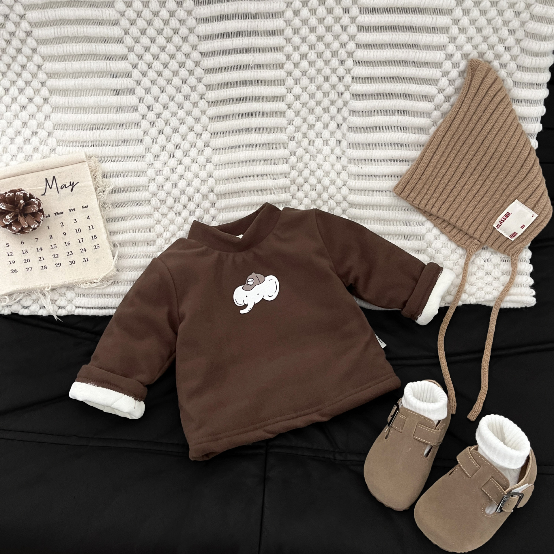 Ropa de bebé otoño y invierno para bebés con camisa de camisa de manga larga para niños calientes de medio cuello alto y camisa interior gruesa