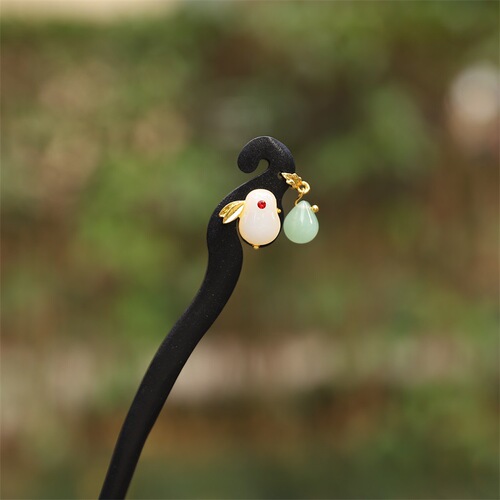 Ancient style hairpin, tassel, jade rabbit, Chinese style high-end hairpin, imitation sandalwood hairpin, Hanfu accessories, ancient costume headwear