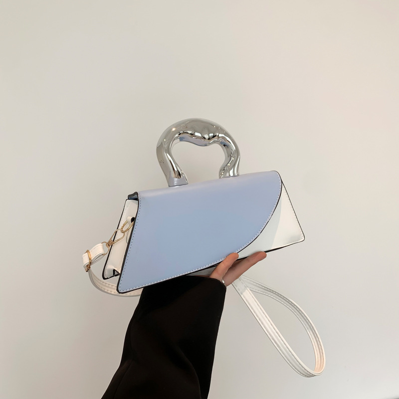 Bolso pequeño de empalme decorativo femenino 2024 nuevo estilo de este año bolso de mensajero de estilo occidental de moda bolso cuadrado pequeño portátil de moda tendencia