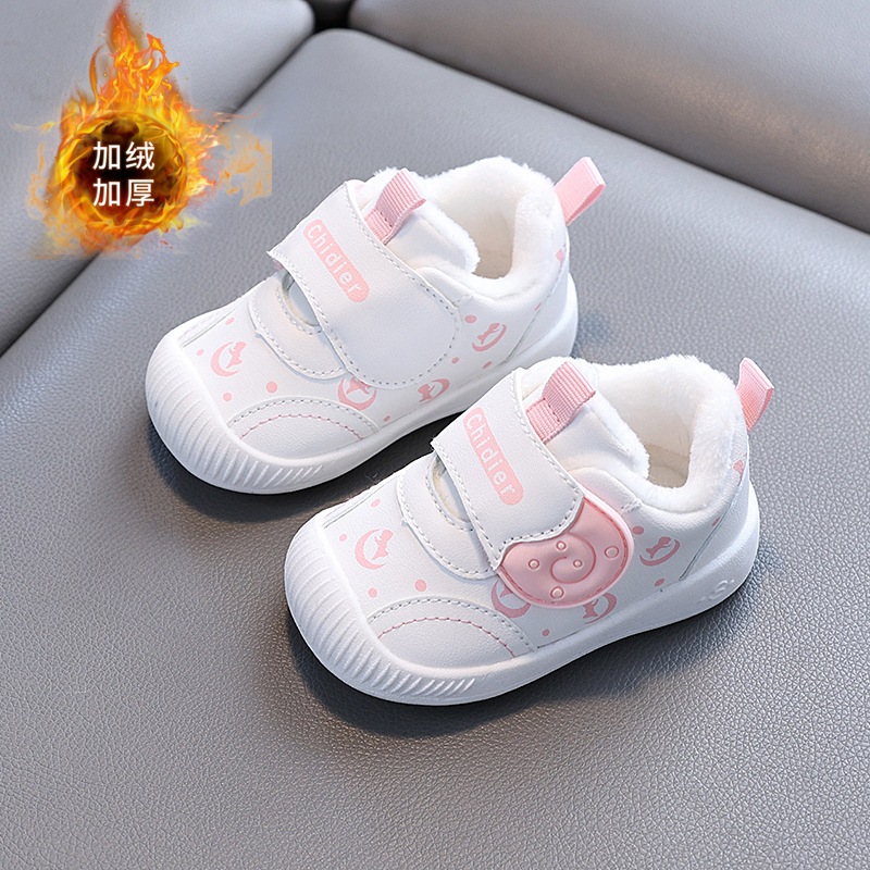 Nuevos zapatos de invierno para niños pequeños, dos zapatos de bebé de algodón para niños, zapatos de algodón cómodos de suela suave, zapatos blancos ligeros y cálidos de cuero