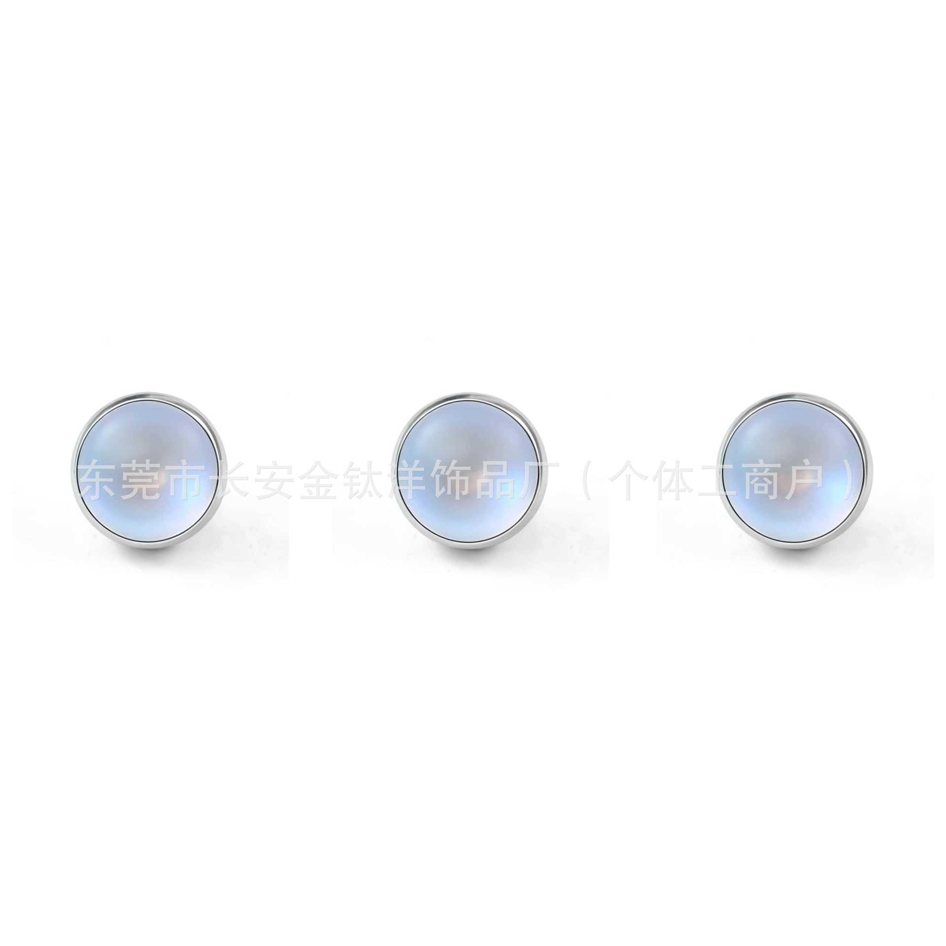 Pointed titanium steel lip stud product view