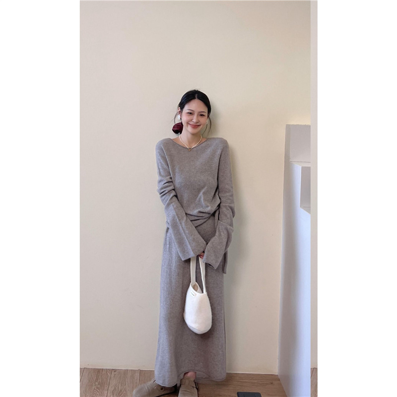 灰色入秋时尚套装女秋季一字肩长袖不规则修身t恤a字长裙两件套装|undefined
