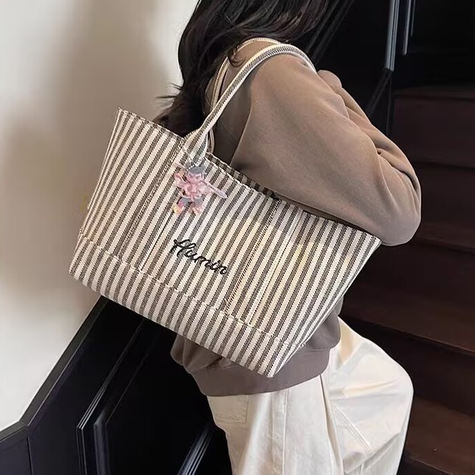 Bolsa de gran capacidad de transporte transfronterizo nuevo ocio viaje de moda bolsas de brazo al por mayor estilo coreano bolsas universales para mujeres