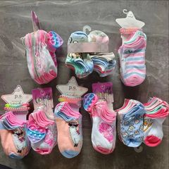 子供の靴下の綿の女性の日本のかわいい漫画の韓国版のソックスの女の子の赤ちゃんの子供の靴下の通気性の夏の薄い船の靴下