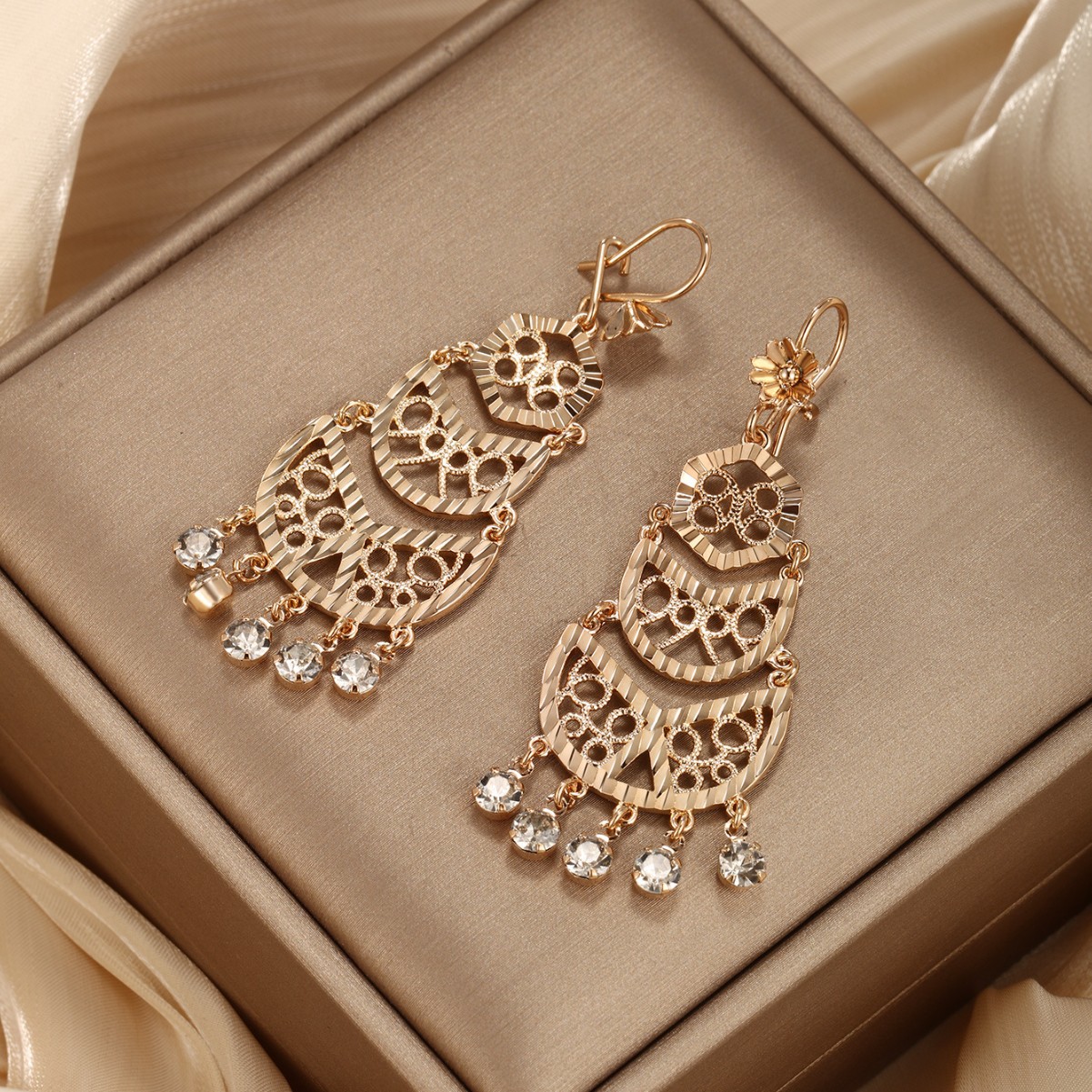 Xuping joyería vintage árabe borla metal pendientes de aleación chapado en oro mujeres boda fiesta temperamento pendientes para mujeres