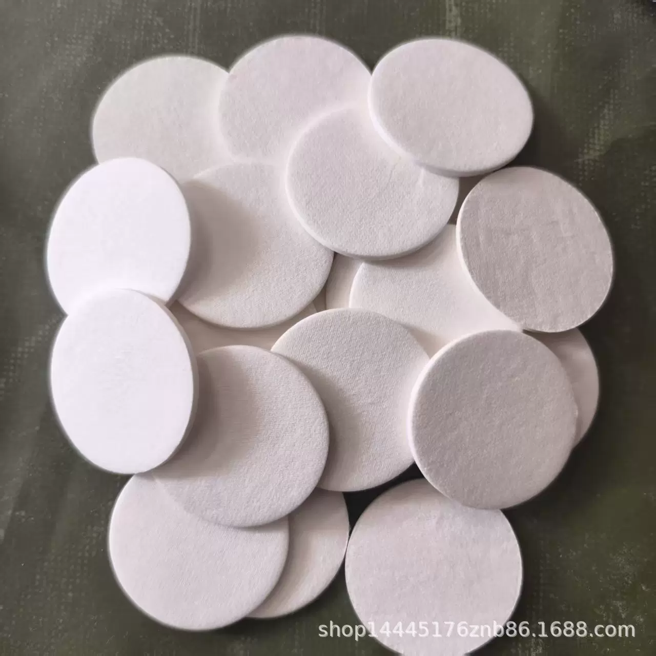 快速吸水棉 车载香水精油吸水纸片倒置香氛棉片圆形带孔填充绵片