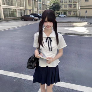 ��ϵ���A��jk�Ʒ��W���b�����I�r��Ů����������޶�ȹУ�����ļ�