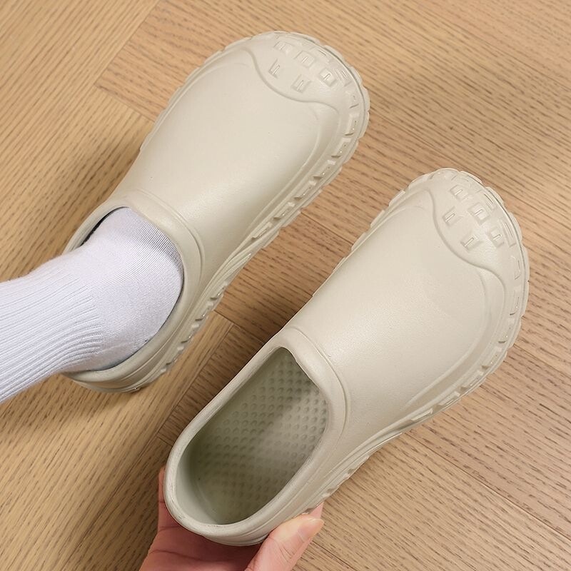 Waterproof thick-soled closed-toe half-slipper rain boots, non-slip outdoor sandals, lightweight women's height-increasing chef shoes, clogs
