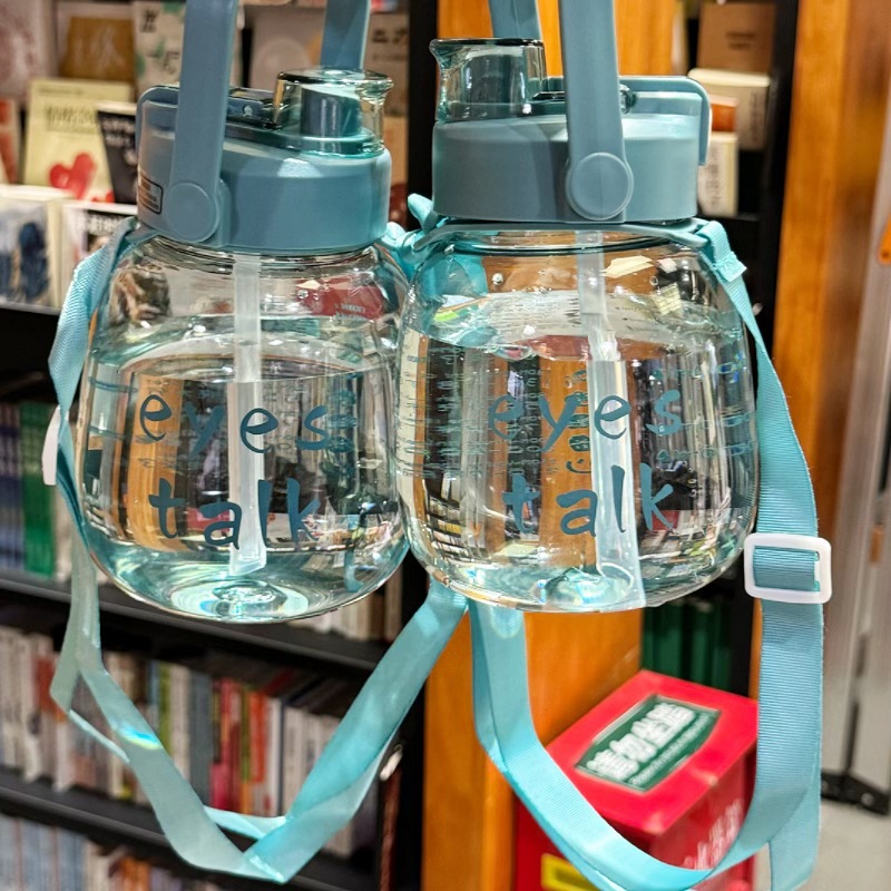 Nuevos productos de verano de gran capacidad de tazas de agua de estómago para niñas de verano de alto valor de visualización de tazas de estómago para estudiantes con paja