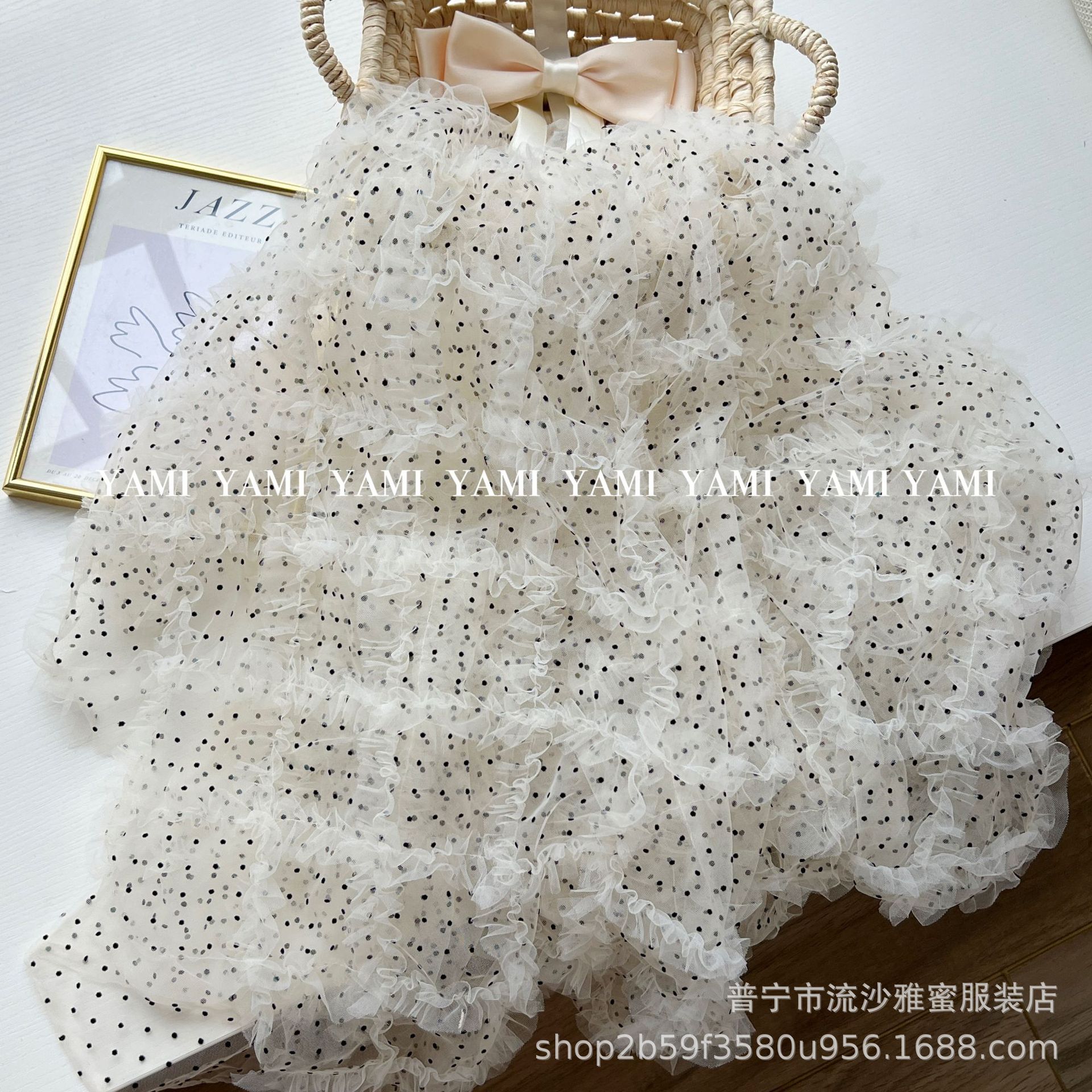 Suministro directo de fábrica de tela de malla en forma de diamante flocado de encaje de lunares bordado de crochet con bordado ropa para niños tela de mujer multicolor