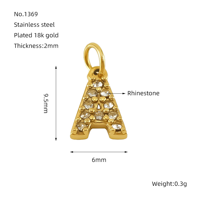 Nueva moda europea y americana de acero inoxidable con incrustaciones de diamantes 26 letras inglesas colgantes accesorios femeninos Advanced Advanced Mini letras joyas