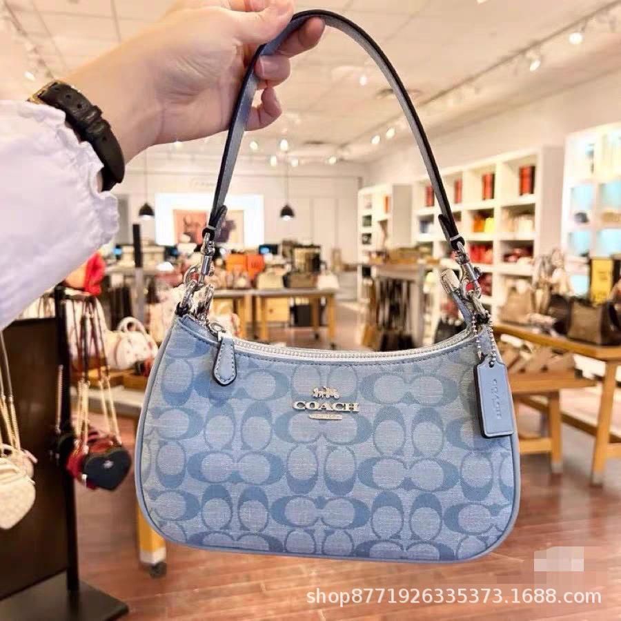 Bud de tela fragante azul claro