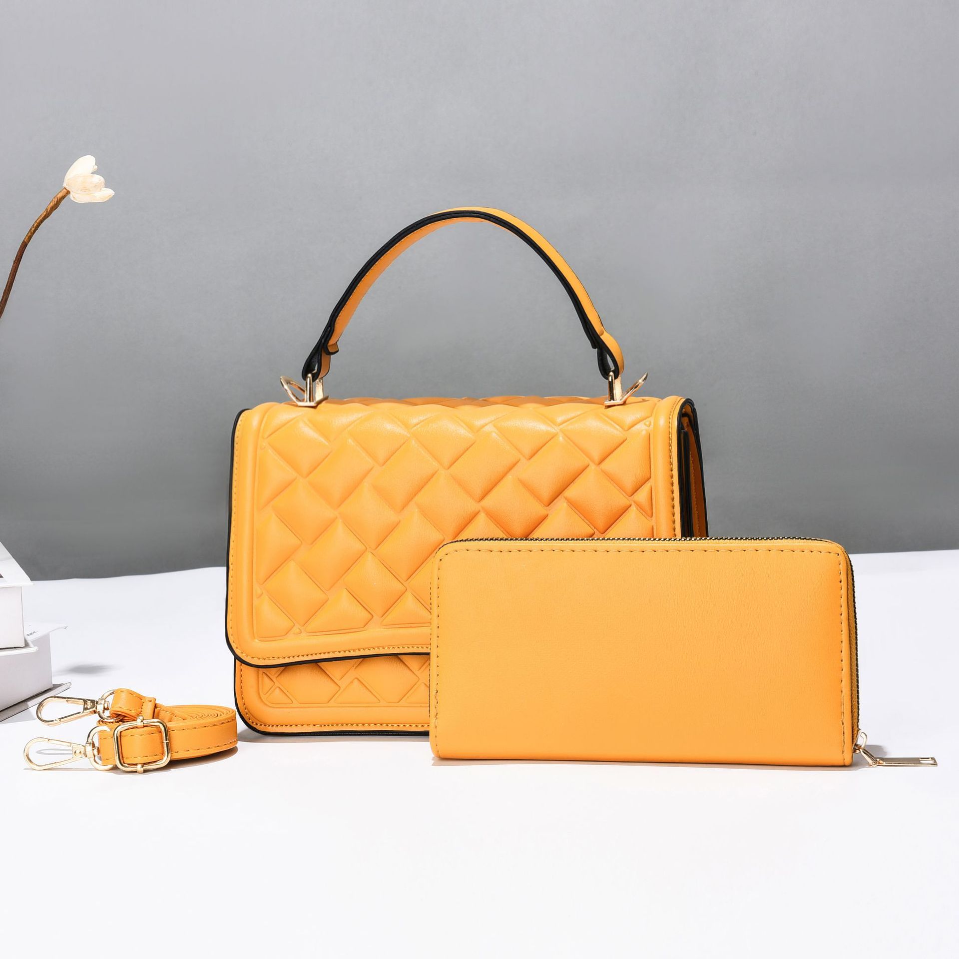 mmexport1635747972304