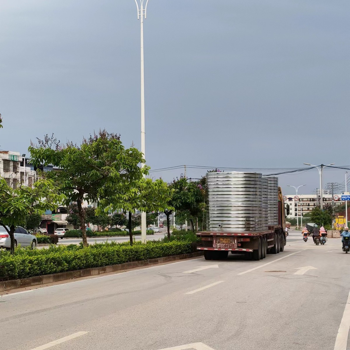 不锈钢SUS圆形水箱