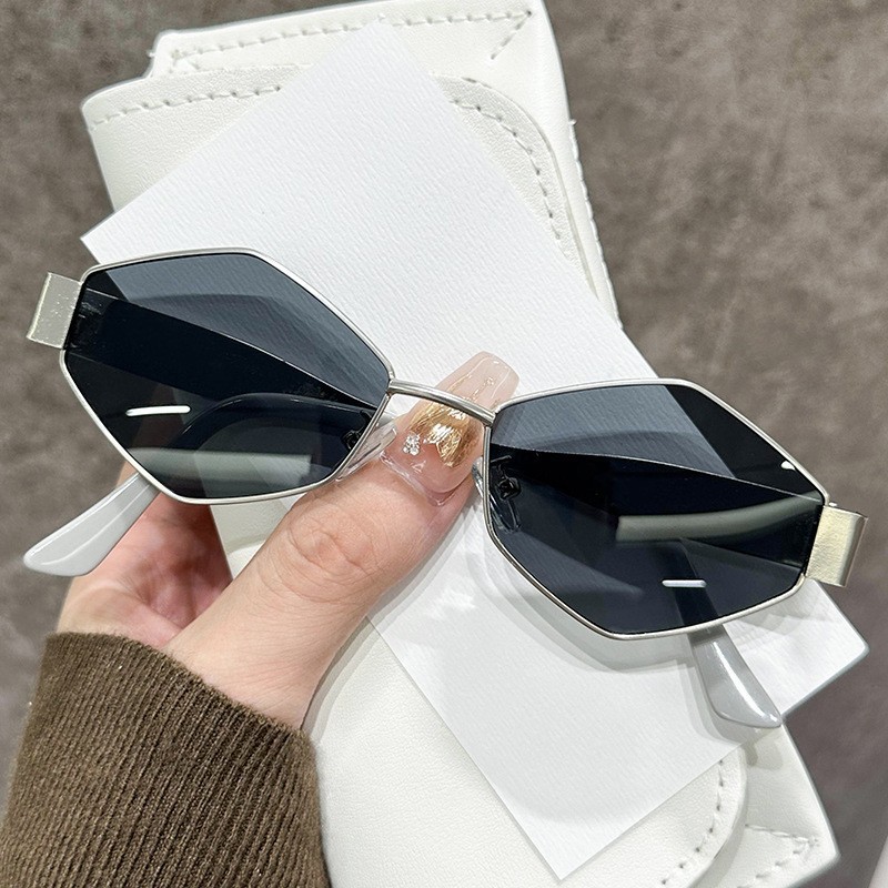 gafas de sol ovales de moda gafas de sol europeas y americanas tendencia calle 2026 nuevo estilo coreano fotos de gafas de sol femeninas