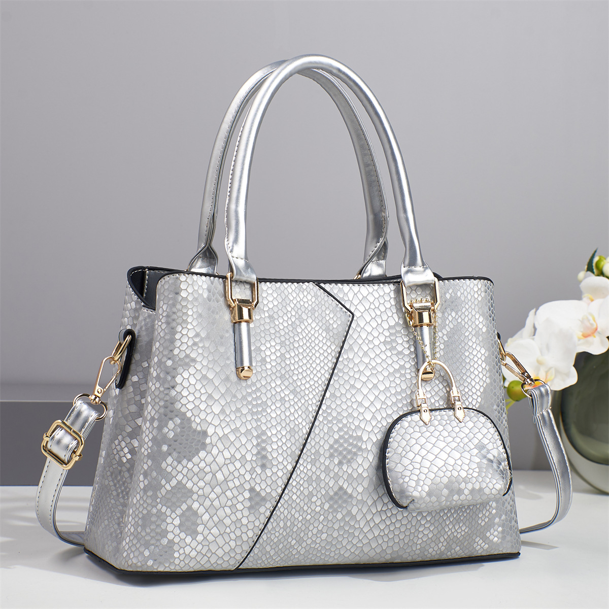 Hermoso bolso de hombro, bolso de mujer, bolso de mujer, temperamento universal, nuevo bolso coreano, moda para mujeres