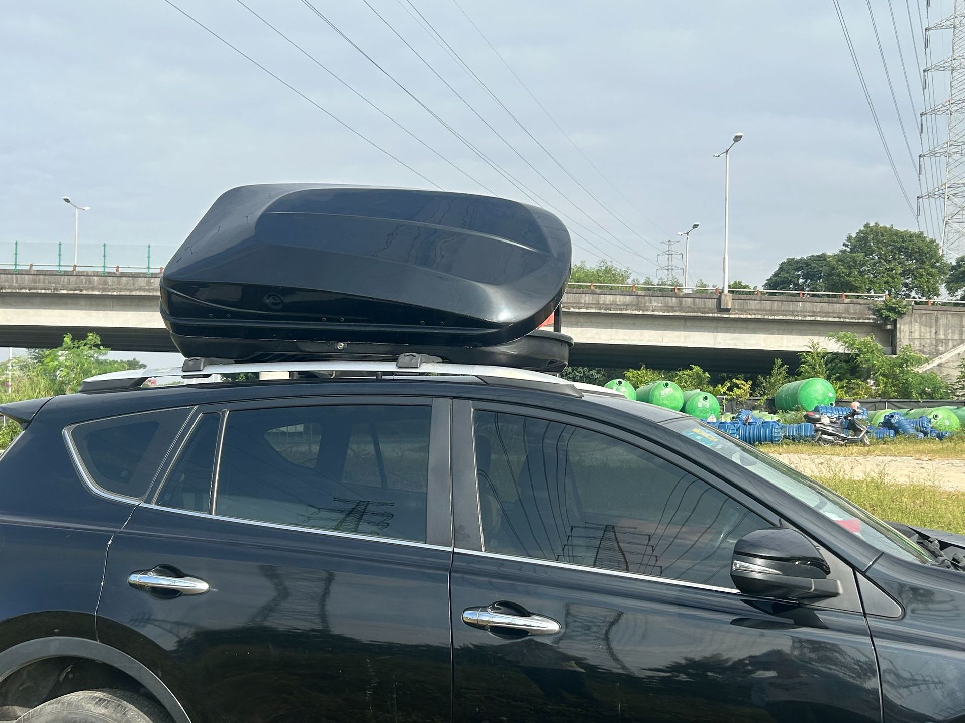 Universal Car Roof Box, Ultra-Thin Large-Capacity Luggage Box for Cars, Sedans, Suvs, and Off-Road Vehicles