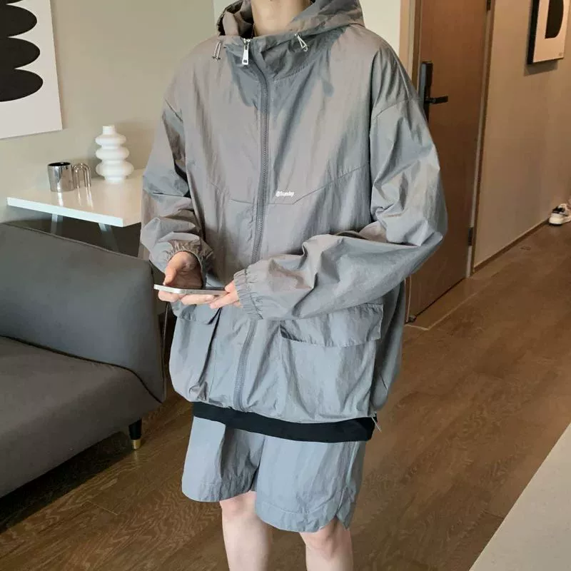 Солнцезащитный крем Мужская летняя тонкая куртка куртка быстротушащая, дышащая, пятибалочные брюки из двух частей набор солнцезащитного крема с капюшоном