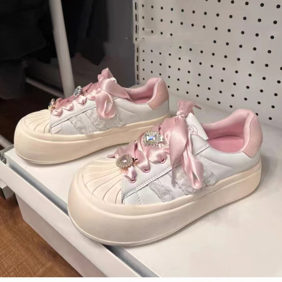 女甜美贝壳头春秋季新款圆头厚底板鞋女2025运动休闲鞋百搭小白鞋