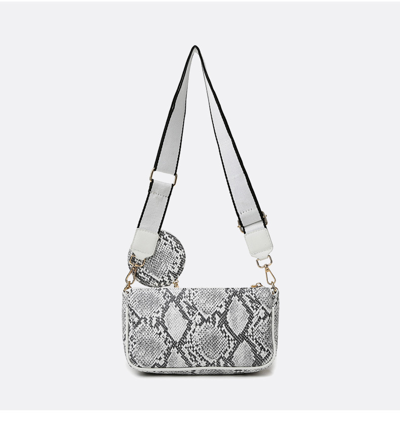 Wholesale Snake Pattern One-shoulder Messenger Small Square Bag Nihaojewelry display picture 29