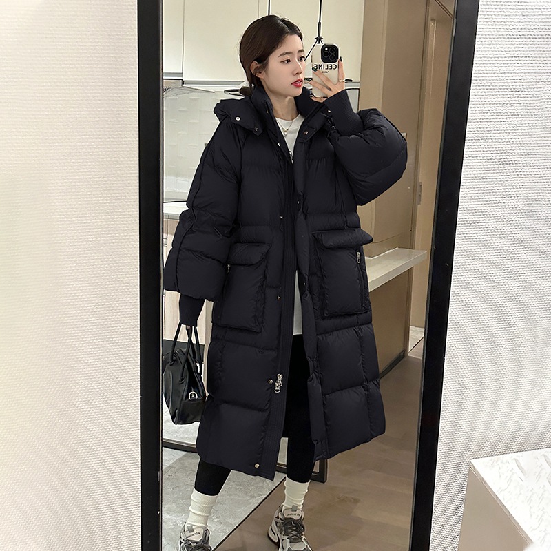 검은색
