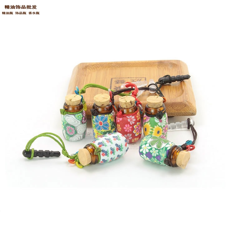 精油饰品网全软陶手机链2.jpg