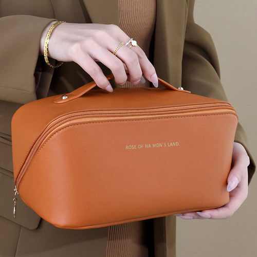 Ins New Style Accordion Makeup Bag, High-Quality Pillow Bag, Large Capacity PU Toothbrush Bag, Travel Convenient Hand Carry Storage