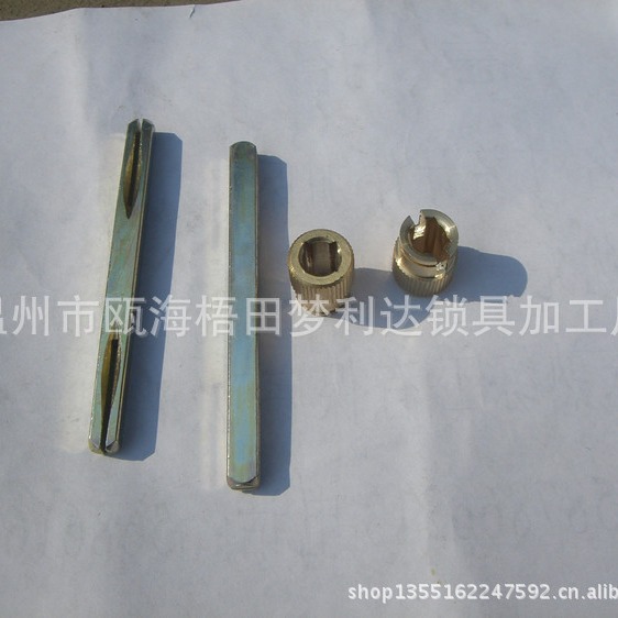 锁具传动开槽方条 防盗门门锁配件 不锈钢铁铜接头方棒现货