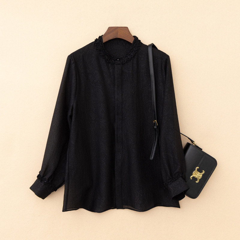 Spring and Summer New Style: Long-Sleeved Shirt with a Design Collar and Cuffs Featuring Ruffled Organza Lace, Slightly Sheer Spring and Summer New Style: Long-Sleeved Shirt with a Design Collar and Cuffs Featuring Ruffled Organza Lace, Slightly Sheer