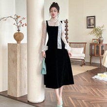 法式丝绒假两件背带连衣裙女冬蕾丝波点收腰显瘦名媛风长裙21925