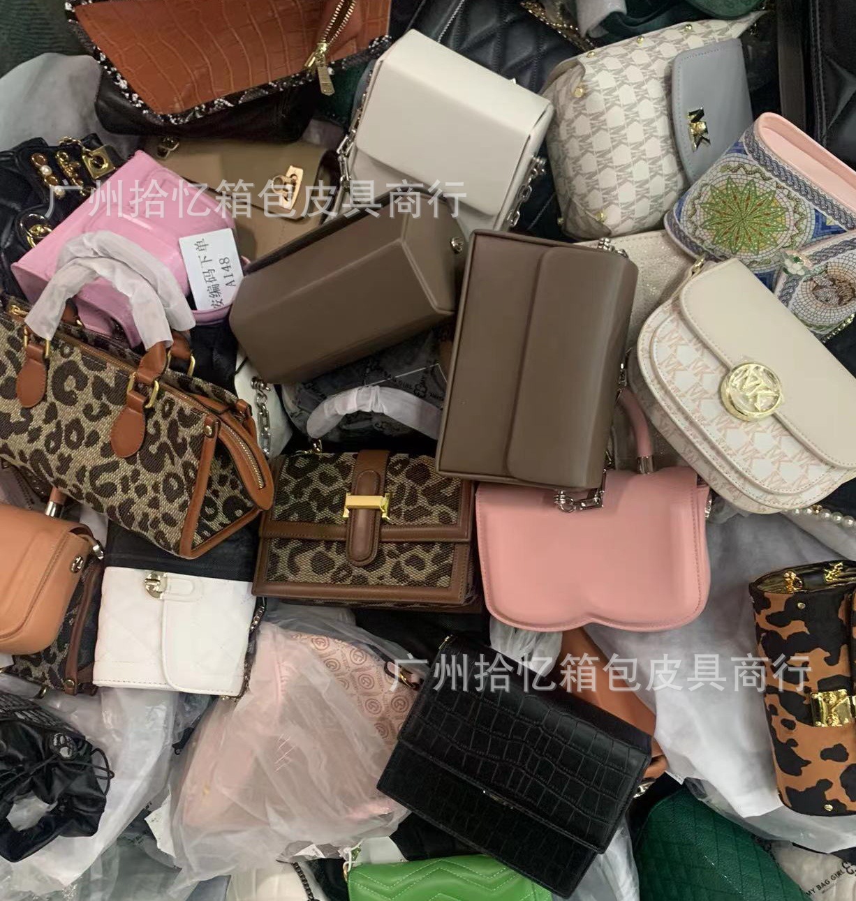 عبوات مخزون عالية الجودة من أجل التوزيع المباشر لحقائب الإمدادات الصادرة من منطقة غوانغتشو pic 10
