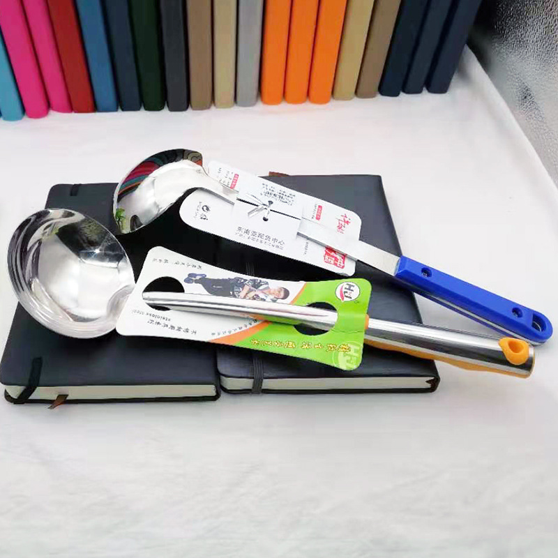 L1324 8722 # engrosada olla de acero inoxidable cuchara sopa utensilios cocina herramientas Yiwu 10 yuanes tienda