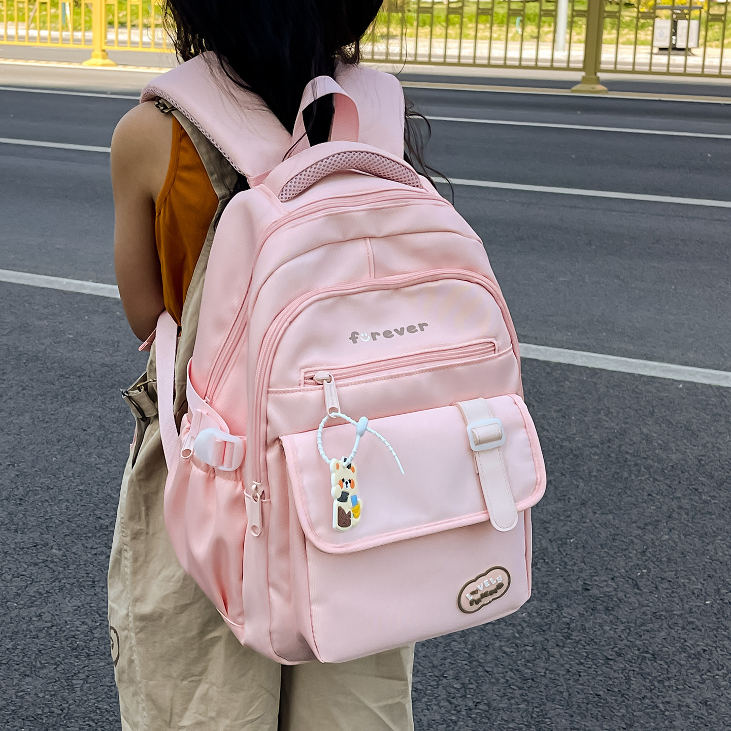 2026 estudiantes de secundaria mochila de hombro para viajar, nueva moda, mochila de estudiantes ligera y portátil de gran capacidad, encantadora