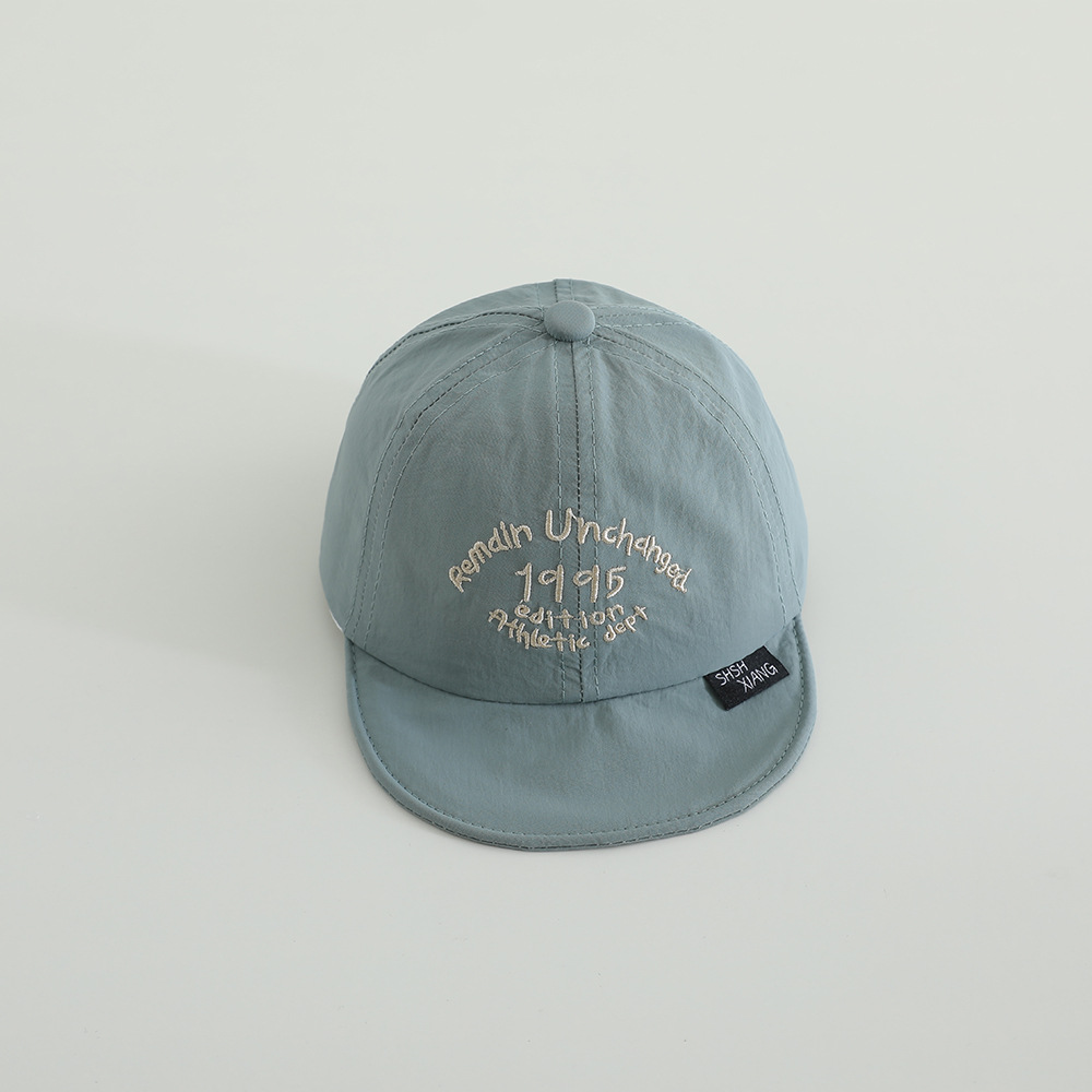 Un bebé de un año primavera y otoño pequeño mes sombrero sombrero sombrero sombrero de béisbol bebé lindo 2024 nuevo