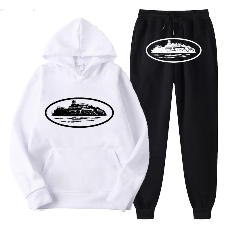 Europa y América Clint419 diablo prisión patrón de impresión de los hombres y las mujeres mismo suéter más traje de terciopelo al por mayor suelta nueva