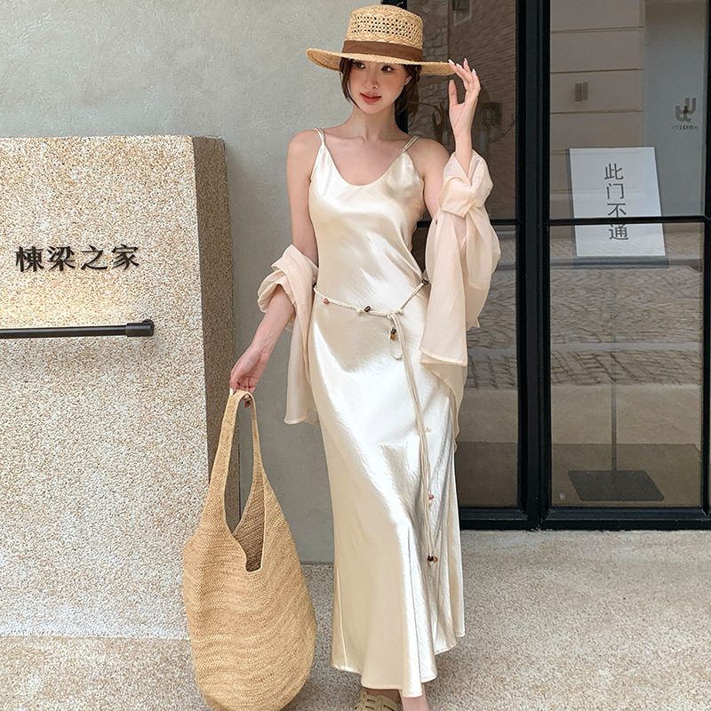 【清仓不退换】秀熙熙夏季高腰缎面吊带连衣裙高级感长裙子88310