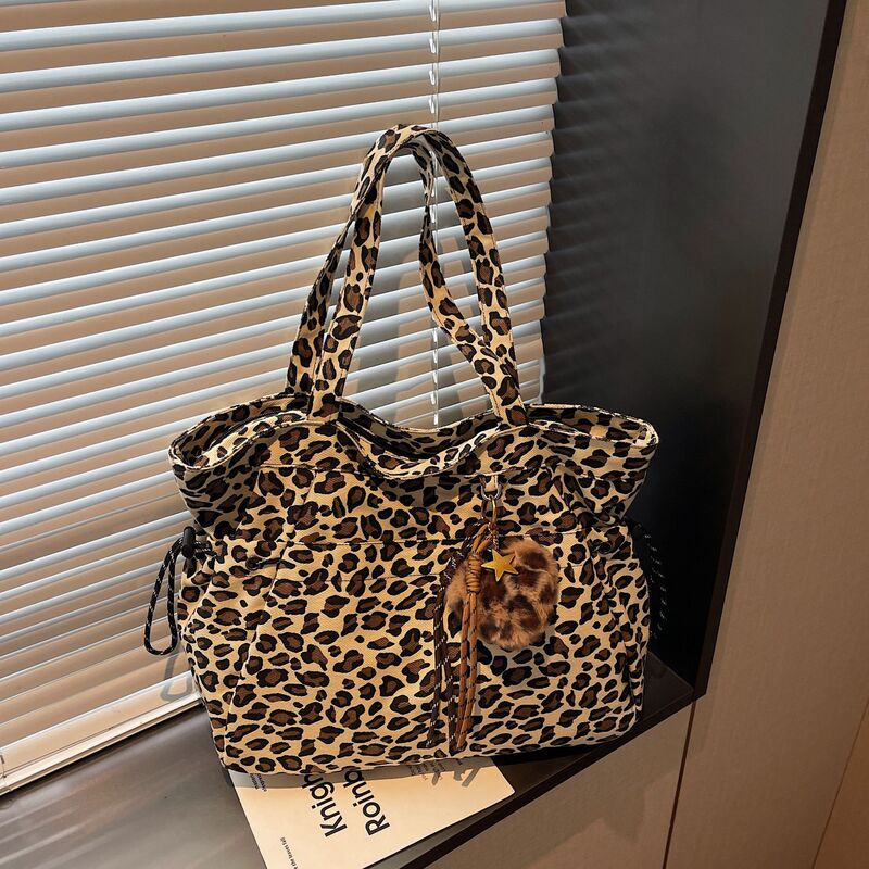 Korean-Style Ins Retro Leopard Print Canvas Bag, Fashionable Niche Shopping Shoulder Underarm Bag, Large Capacity Commuter Tote Bag
