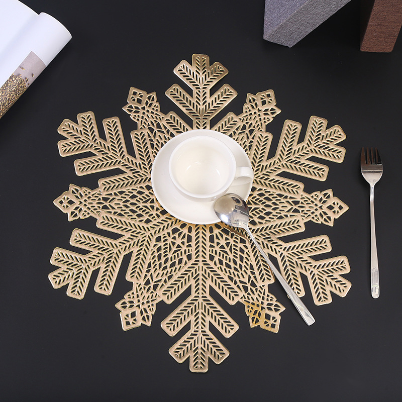 70g Weight Placemat Kitchen and drinking utensils 1 Piece Quantity Christmas Themed Home Dining Table Insulation Mat