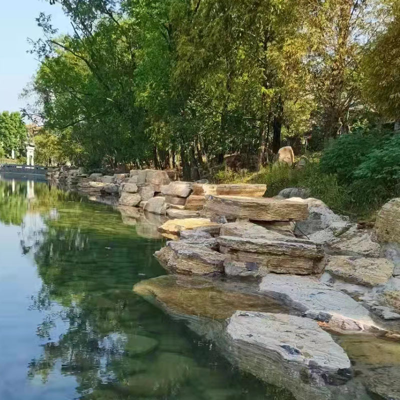 矿山开采大块千层石千层岩 假山工程草坪护坡 山景石园林景观石