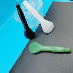 メーカー直売の緑東陵スプーンの筋をマッサージします。
