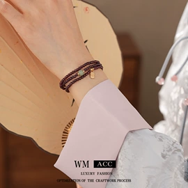 耳环;项链;手链