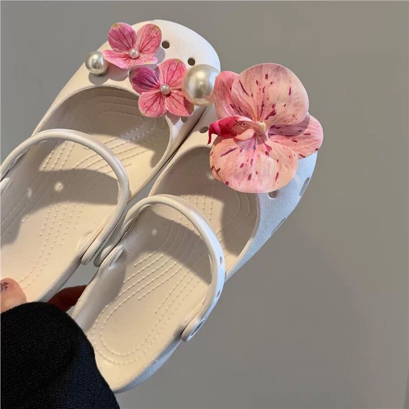 Ballet-Style Perforated Shoes 2026 New Model Slip-On Hollow-Out Women's Slippers Beach Sandals Summer Outdoor Wear Wholesale