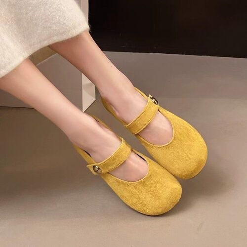 Flat sole shallow mouth one-piece bandage sandals summer new Korean style soft sole grandmother shoes match skirt bean pod shoes for women