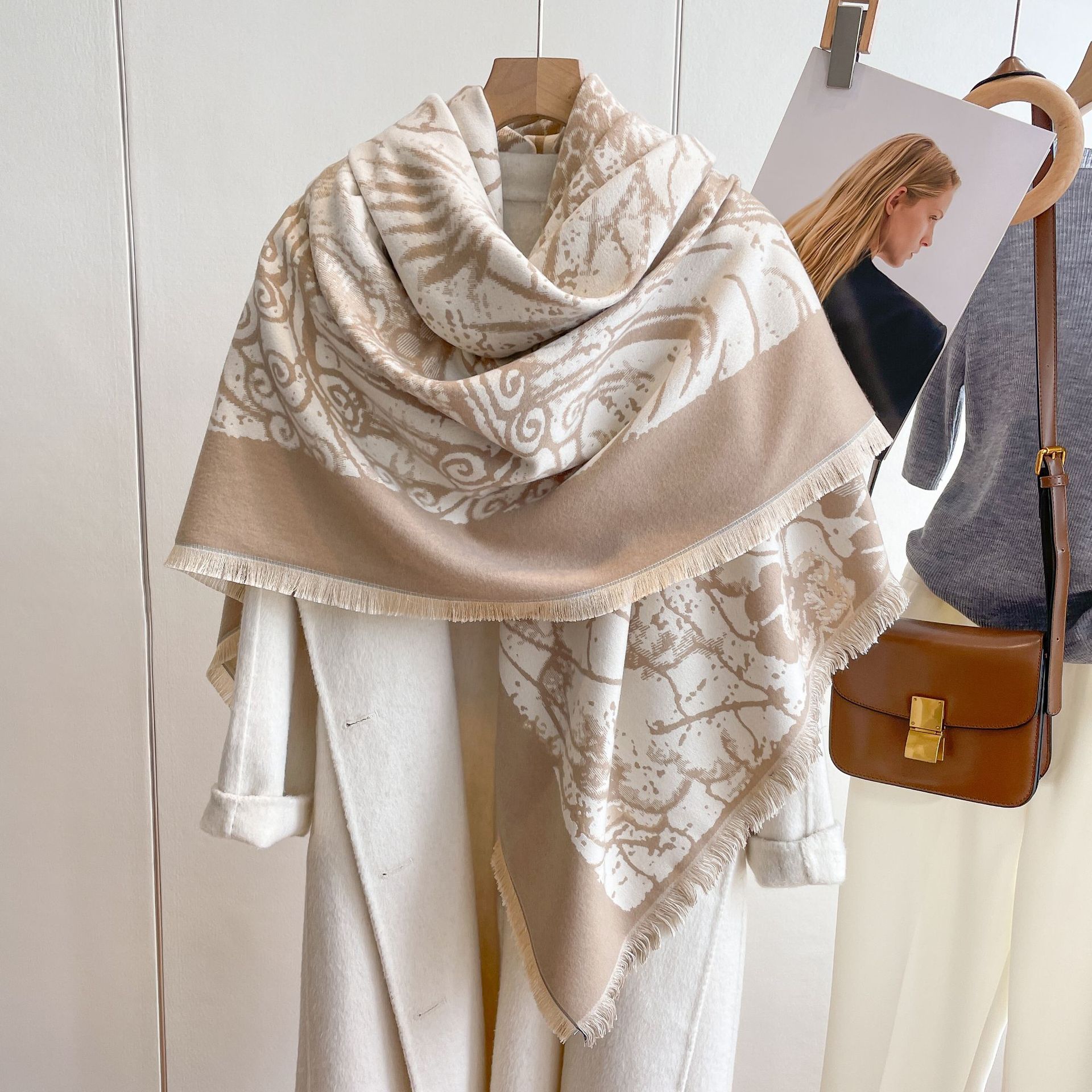 Cashmere-like moda todo-fósforo bufanda planta flor impresión barba corta borla chal Otoño e Invierno engrosada bufanda caliente para las mujeres