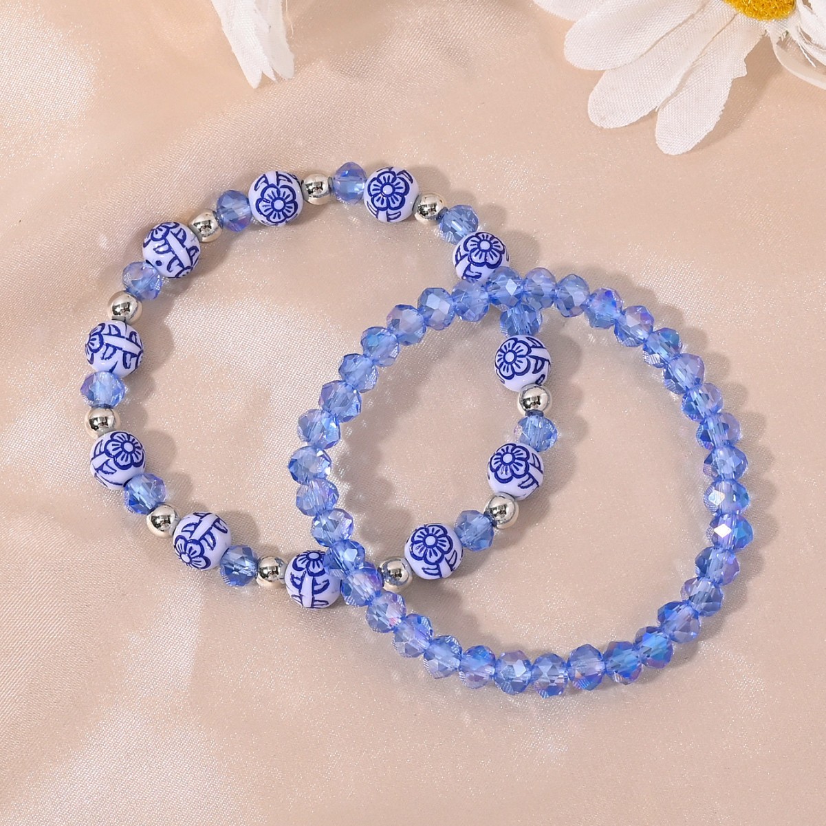 Minimalist Stackable Layered Bracelets For Daily Elegant Look_voghion.com
