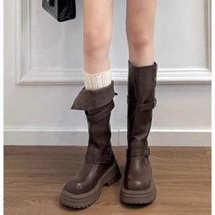 Ӣ���L��������Lѥ�@�ݲ��^ϥ�LͲѥŮ�ﶬ�¿�ɴ����I�R��ѥŮ