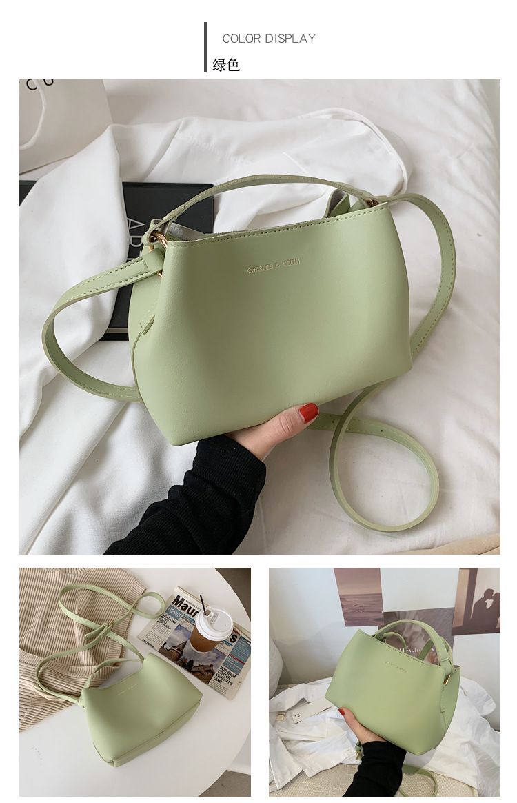 Simple Fashion Solid Color One-shoulder Messenger Bag display picture 17