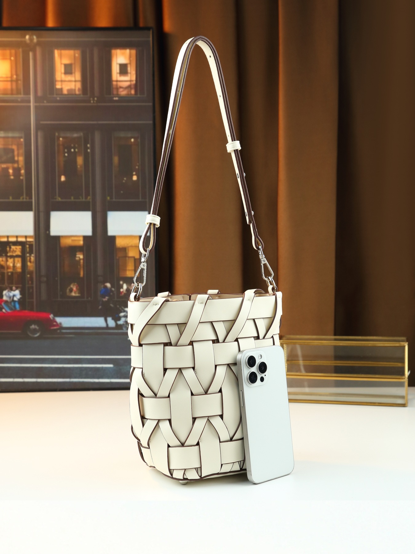 Women's Woven Cylindrical Crossbody Bag Versatile Underarm Handbag_voghion.com