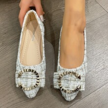 新款跨境大码平底单鞋女时尚尖头低跟浅口单鞋甜美休闲懒人鞋批发